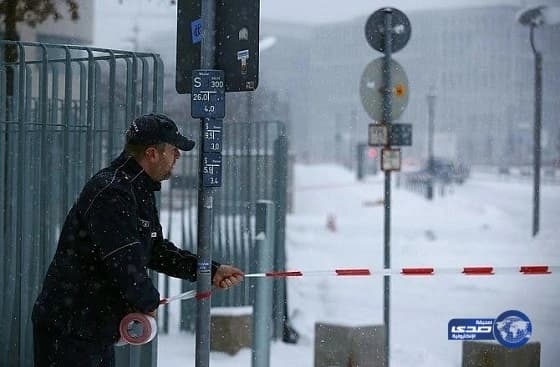 إيقاف امرأة آسيوية في دبي بسبب صورة