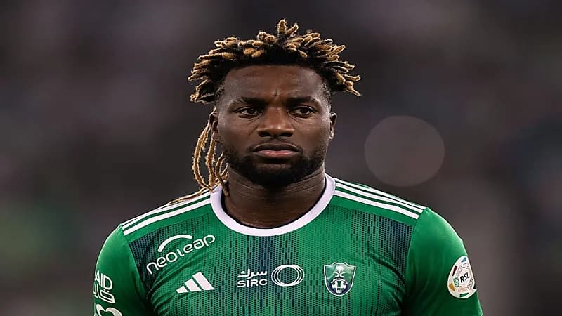 الأهلي يسعى لحسم ملف ماكسيمان