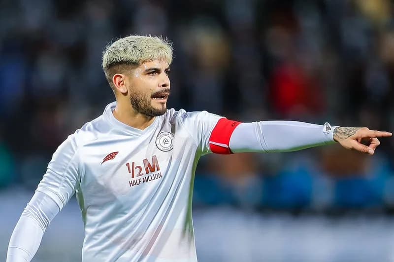 بانيغا يصدم بوكا جونيورز بشأن الشباب