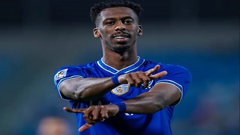 محمد كنو يقضي إجازته في فلوريدا بعد وداع كأس العالم للأندية