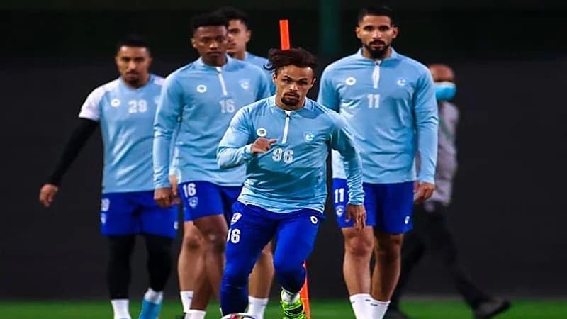 التشكيل المتوقع للهلال أمام الجزيرة