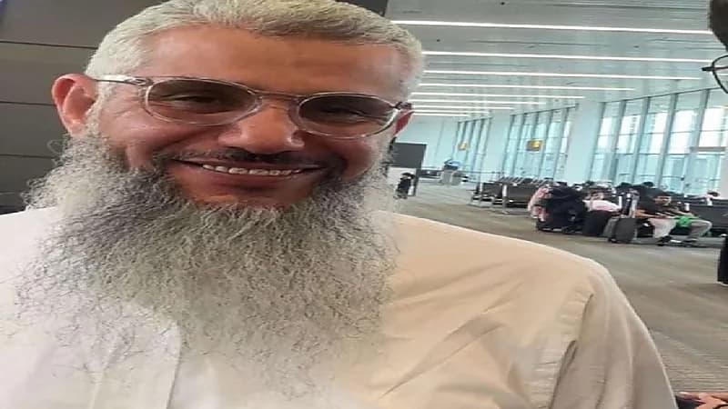 حميدان التركي يجرب الشاورما لأول مرة بعد 24 عامًا.. فيديو