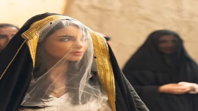 لمى الكناني قبل وبعد وضع المكياج.. صور