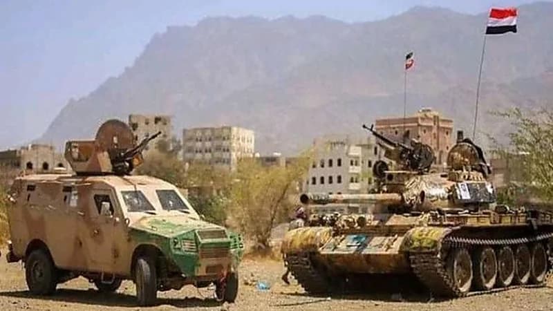 بمساعدة الحرس الثوري الإيراني.. إجراء الحوثيون تجربة لإطلاق صاروخ مضاد للسفن