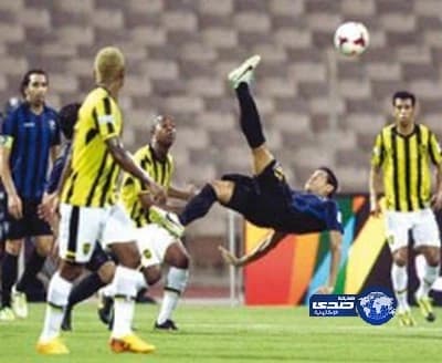 "أجانب" الأندية الرياضية مهددون بالترحيل خلال 25 يوماً بما فيهم المحترفين