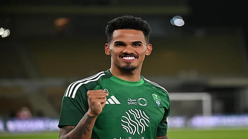 يايسله يعيد جالينو للتشكيلة الأساسية أمام الاتفاق