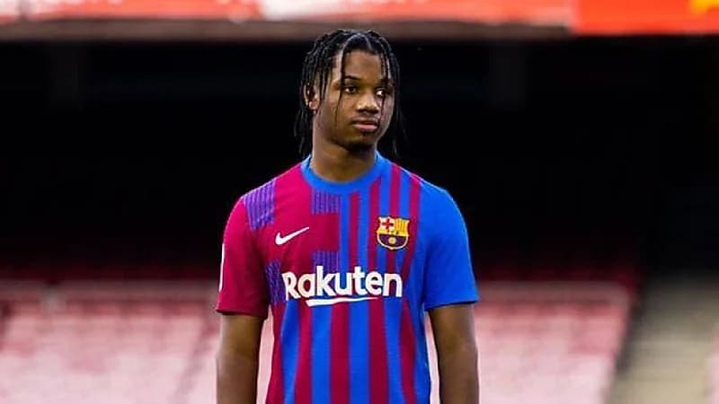 برشلونة يعلن عن إصابة آنسو فاتي قبل لقاء رايو فاليكانو