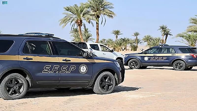 ضبط 3 مخالفين لنظام البيئة لاستغلالهم الرواسب في تبوك