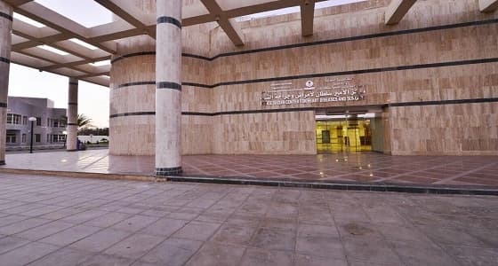 أطباء بمركز القلب في نجران يجرون 748 قسطرة قلبية و 22 جراحة قلب مفتوح