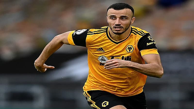 الهلال يبدأ مفاوضات ضم لاعب ولفرهامبتون