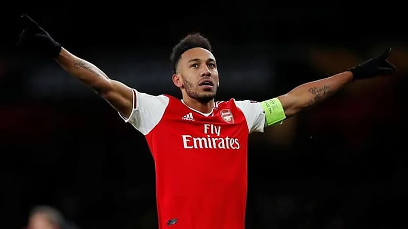 الهلال يوافق على قيمة صفقة أوباميانغ