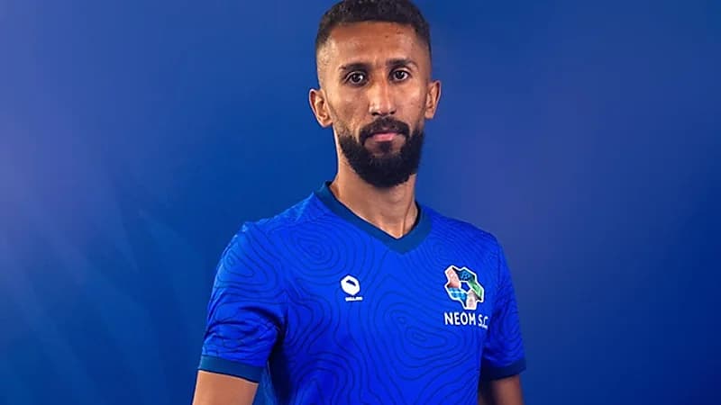 سلمان الفرج يرد على منتقديه .. صورة