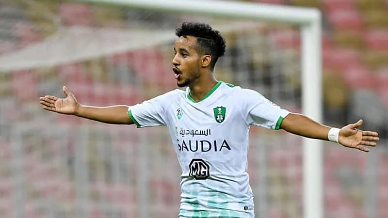 بالفيديو.. وكيل عبدالرحمن غريب يكشف حقيقة رحيله عن الأهلي