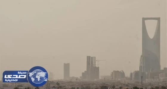 مدني الرياض يحذر من التقلبات الجوية ويهيب بالحيطة والابتعاد عن أعمدة الإنارة