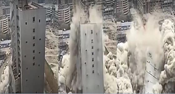 بالفيديو.. مبنى ضخم يختفي في 10 ثوان