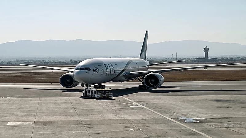 باكستان تفتح مجالها الجوي أمام جميع الرحلات