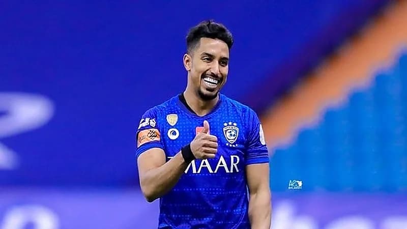 فتاة تعرض نفسها على نجم الهلال "زوجة ثانية"