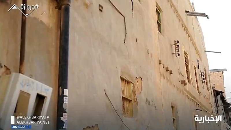 بالفيديو.. أبرز المعلومات عن المسؤول عن بناء قصر المربع وقصور الأمراء