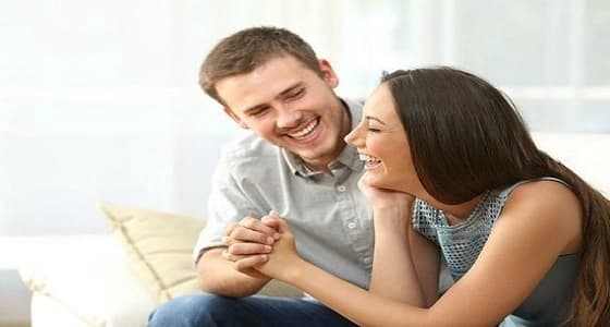 دراسة حديثة تكشف عن فارق السن الذي يحمي زواجك من الطلاق