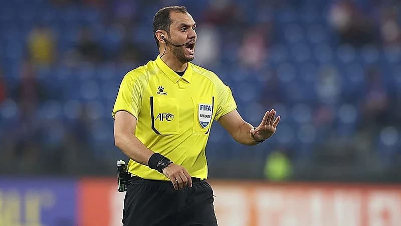 الهويش يقود لقاء ‎الأهلي والوحدة