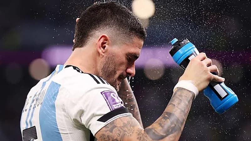 الأهلي ينتظر رد دي باول ويفاوض هاتاي لاعب سيلتيك الاسكتلندي