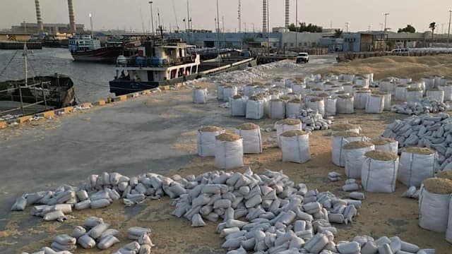 إحباط محاولة تهريب أكثر من 10 كيلوغرامات من الشبو في الكويت