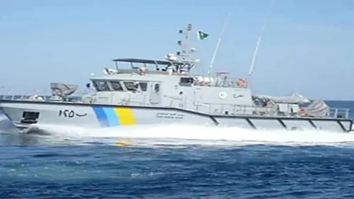 ضبط مخالفين للائحة الأمن والسلامة لمزاولي الأنشطة البحرية