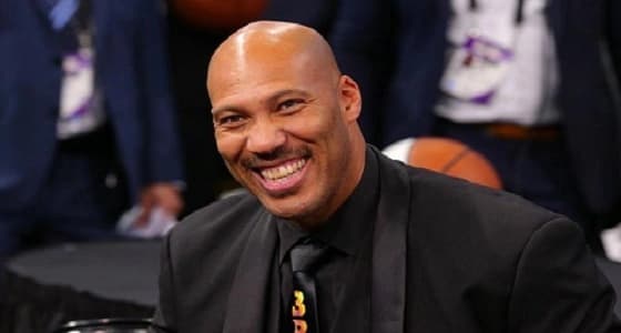 وصلة سب بين ترمب ووالد أحد لاعبي كرة السلة  