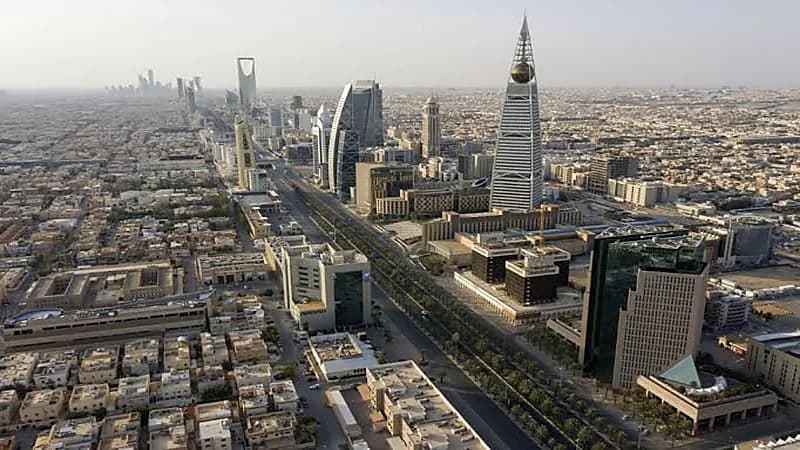 بالفيديو.. "المغلوث": تصنيف وكالة "موديز" للمملكة بسبب حجم التعامل السعودي