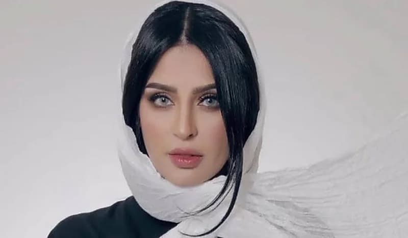 شاهد.. بدور البراهيم لإحدى متابعاتها:"خطبوني أصحاب سمو ملكي"