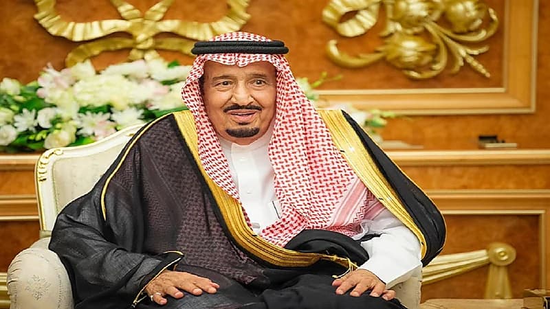 خادم الحرمين يتسلم أوراق اعتماد عدد من السفراء الجدد المعينين لدى المملكة