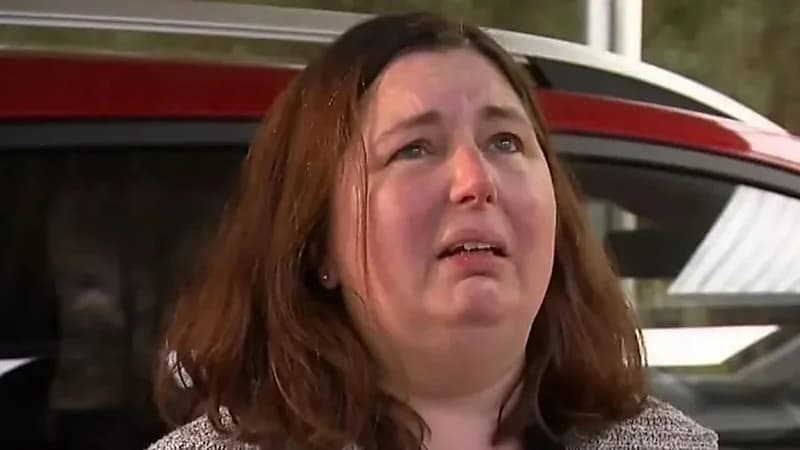 امرأة تسمم أقارب زوجها باستخدام فطر قبعة الموت