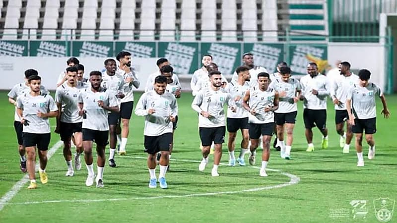 الأهلي يحصل على شهادة الكفاءة المالية رسميًا