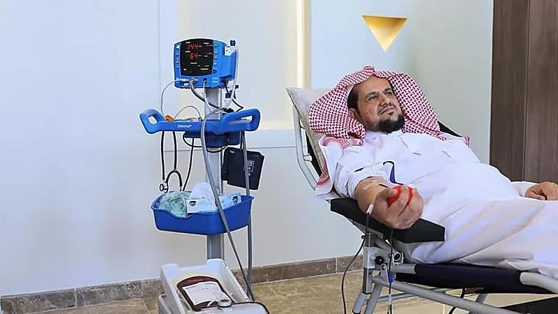 النائب العام يشارك في حملة ولي العهد للتبرع بالدم