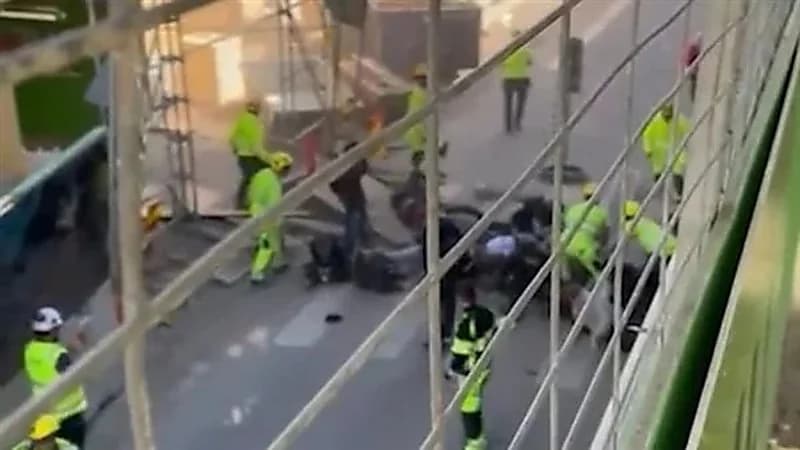 إصابة 27 تلميذا إثر سقوط جسر بهم في فنلندا