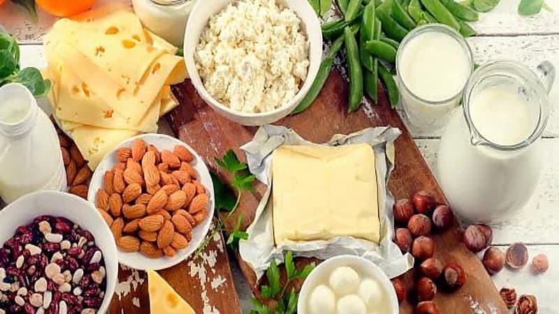 أهمية معدن الكالسيوم للجسم ومصادره الطبيعية