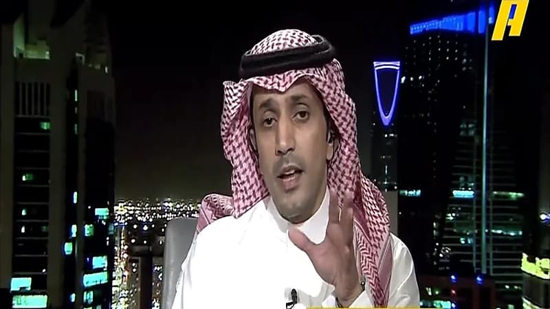 تعليق الزلال على متابع يرى أن الهلال سيخسر (فيديو)