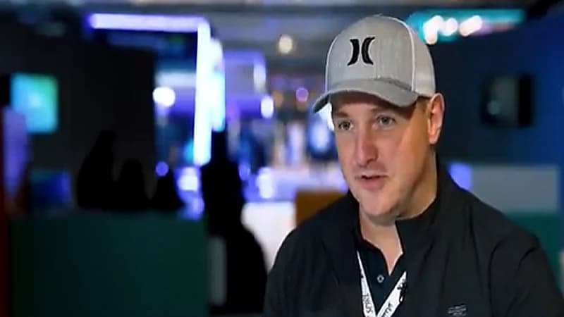 بالفيديو.. قصة المخترق "براين سيلي" وتنصته على مكالماتهم الـ FBI