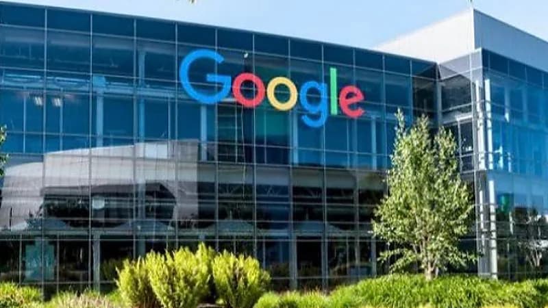 جوجل تستغني عن مهندس برمجيات لإدعائة أن روبوتًا لديه وعي بشري كالطفل