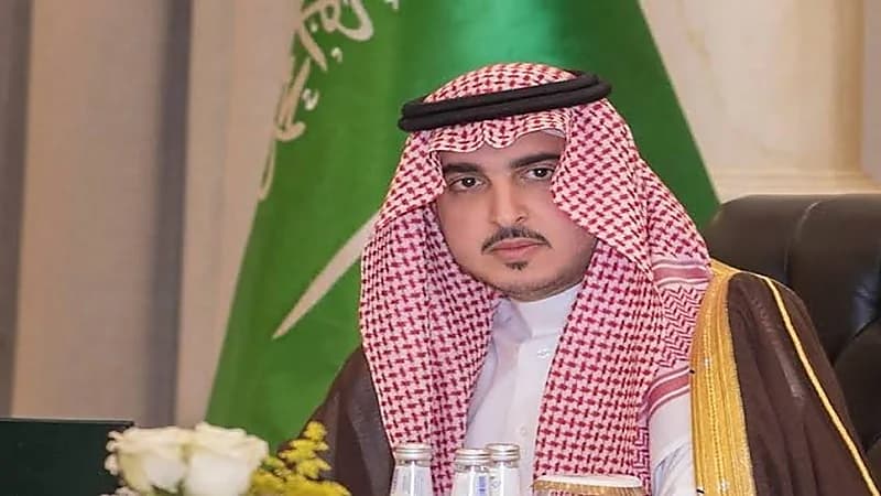 أمير الجوف يكّرم ممرضة لمبادرتها في إسعاف أسرة تعرضت لحادث