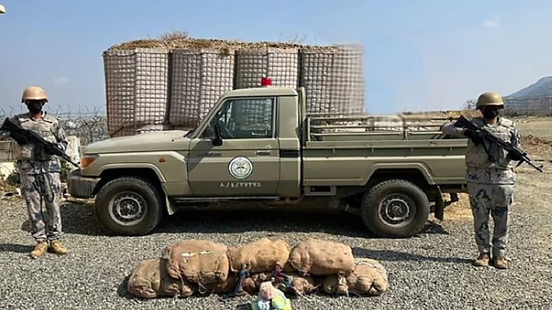 إحباط تهريب 105 كجم من القات بجازان