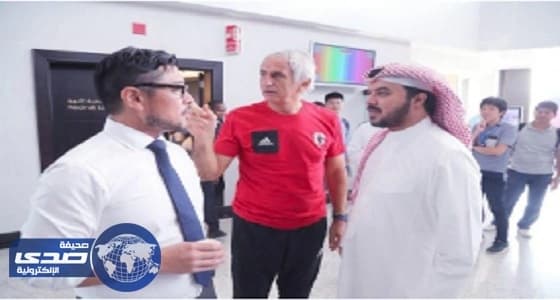 مدير المنتخب الياباني يسأل عن ثلاثي الاتحاد