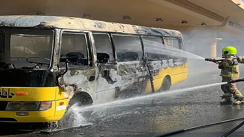 تفحم حافلة مدرسية بدبي