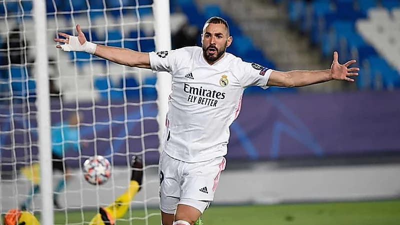 إدارة ريال مدريد تحدد خليفة بنزيما