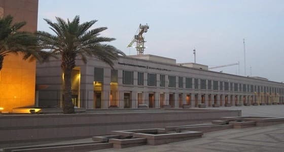 وظائف شاغرة للجنسين بمستشفى الأسنان في جامعة المؤسس