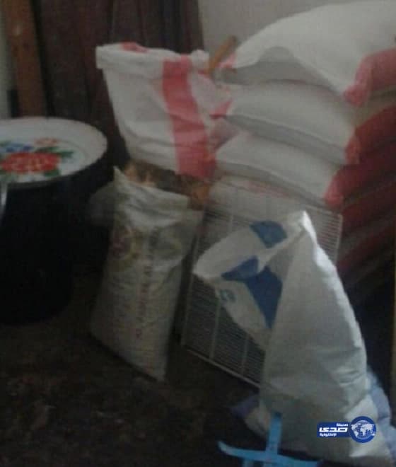 إحباط طن من الحلويات الفاسدة بجدة