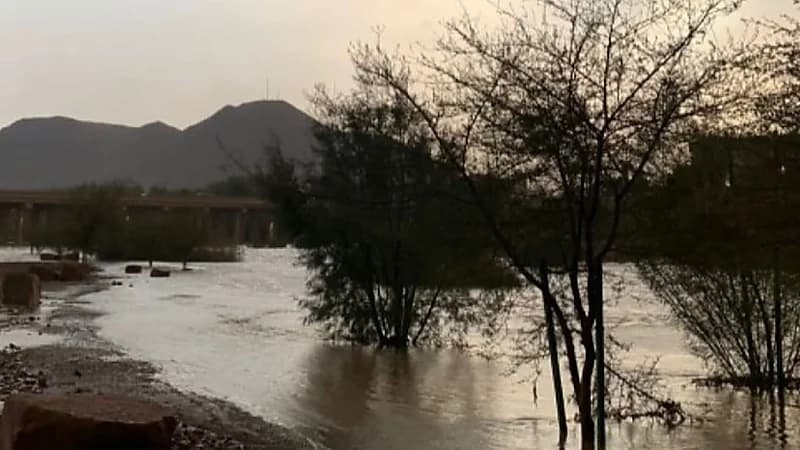 مقطع فيديو موثق لجريان سيل وادي العقيق التاريخي