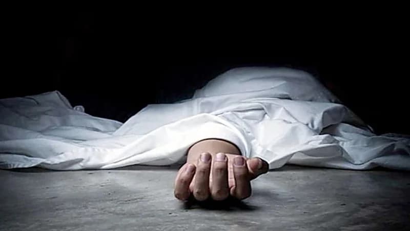 مشادة كلامية تنتهي بمقتل بائع متجول على يد تاجر ملابس بالشارع