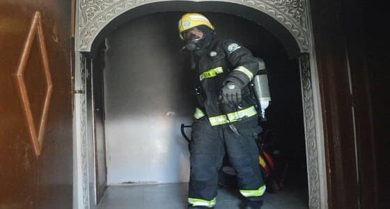 مدني رفحاء يخمد حريقا اندلع في منزل بسبب دفاية كيروسين