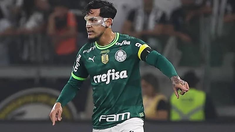 النصر يصرف النظر عن التعاقد مع جوميز